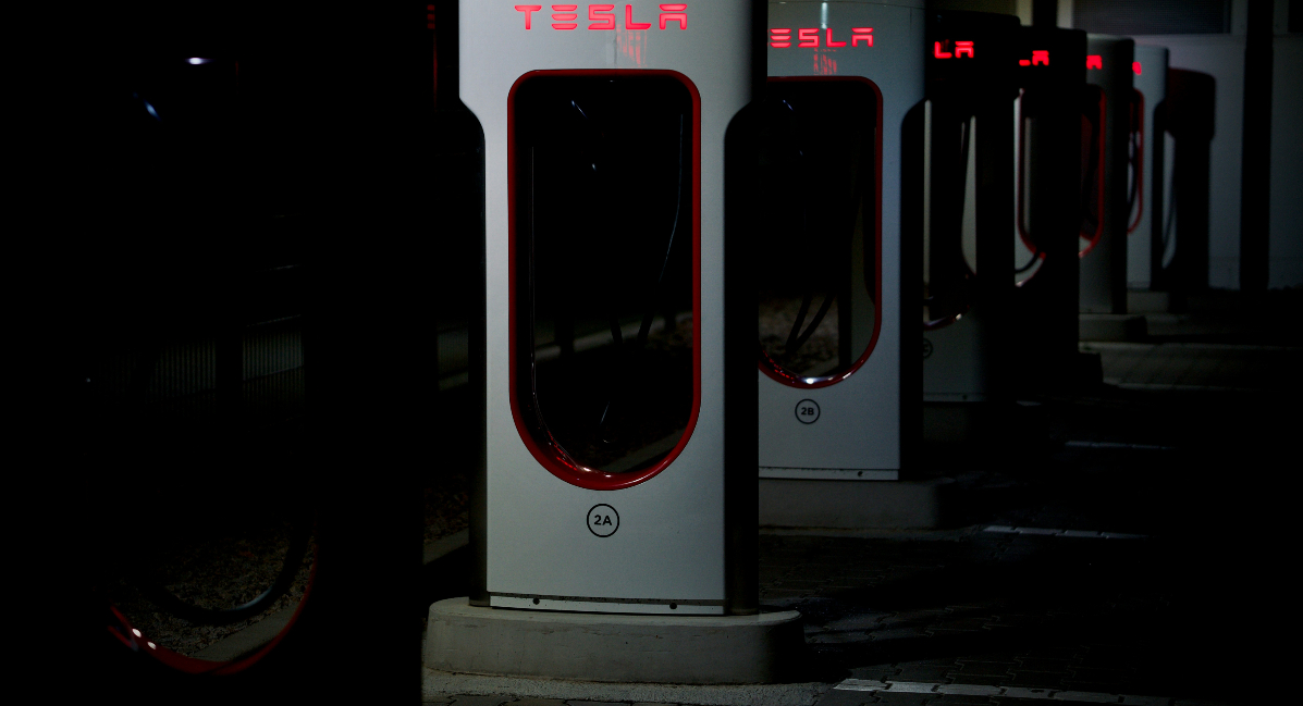 Vad är en RJ45-kontakt och hur används den i publika laddare?