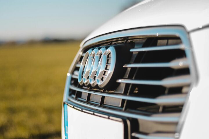 audi a4 etron logo