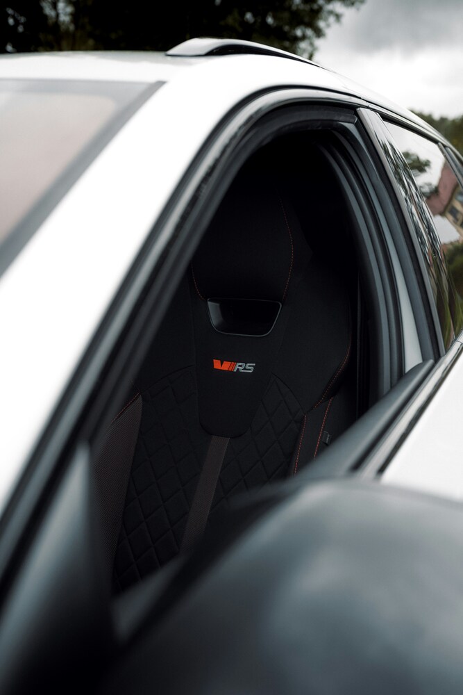 enyaq rs interior