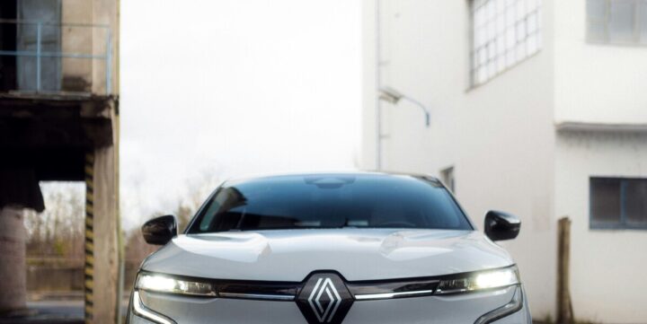 Renault scenic e-tech