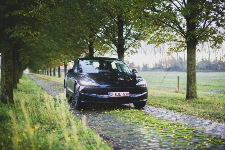 Tesla model 3 highland