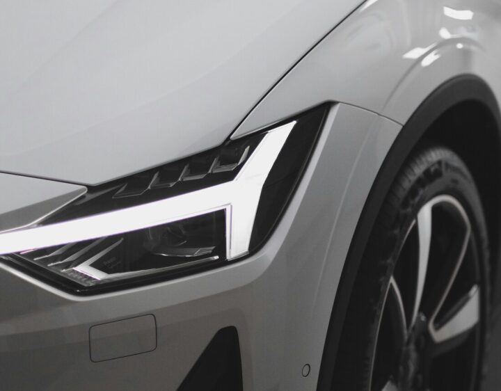 Volvo EX40 twin motor