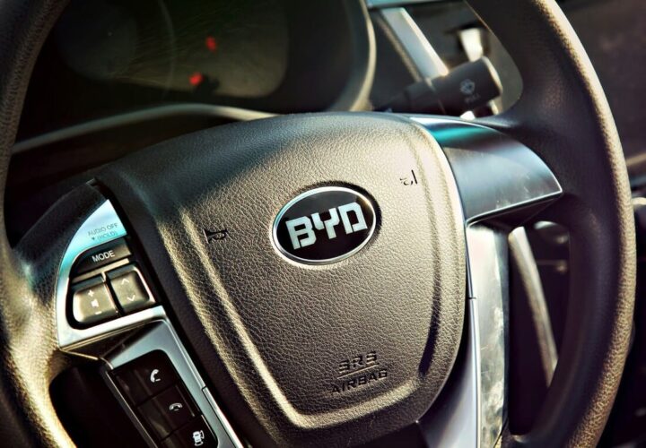 BYD Dolphin Mini interiör
