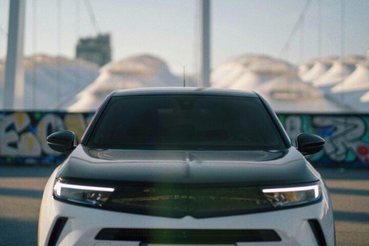 Opel astra electric