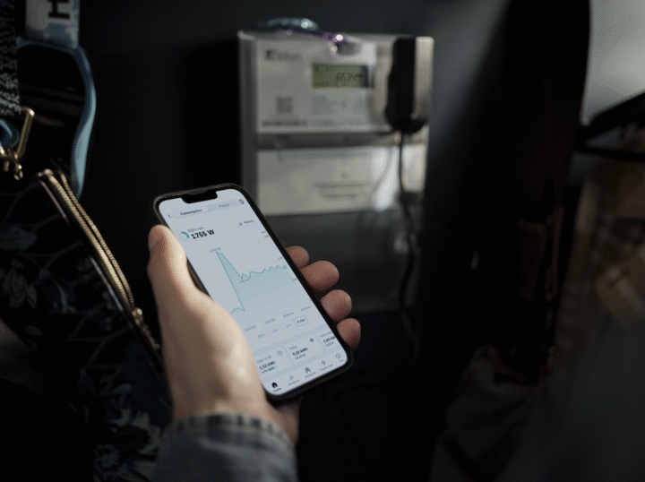 Produktbild på en Tibber pulse